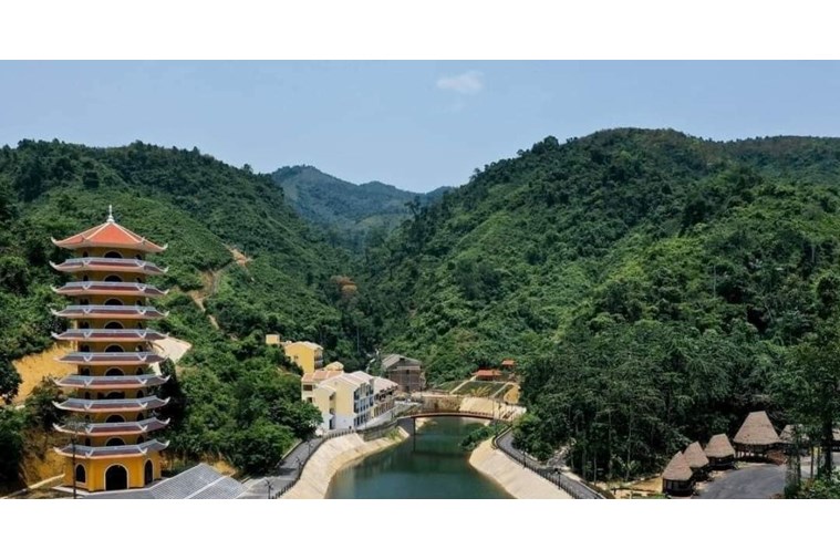 Tour Cổng Trời Đông Giang khởi hành từ Đà Nẵng 2N1Đ